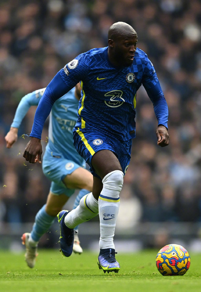 九游APP-费城76人迎英超关键赛，今晨内部沟通，引发热议，更衣室氛围转暖