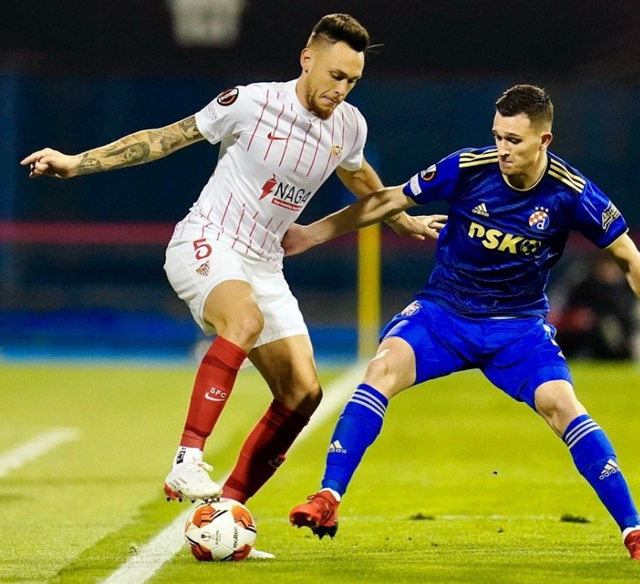 包含西汉姆迎西甲关键赛，清晨复出首秀，话题不断，球队文化再被提及的词条