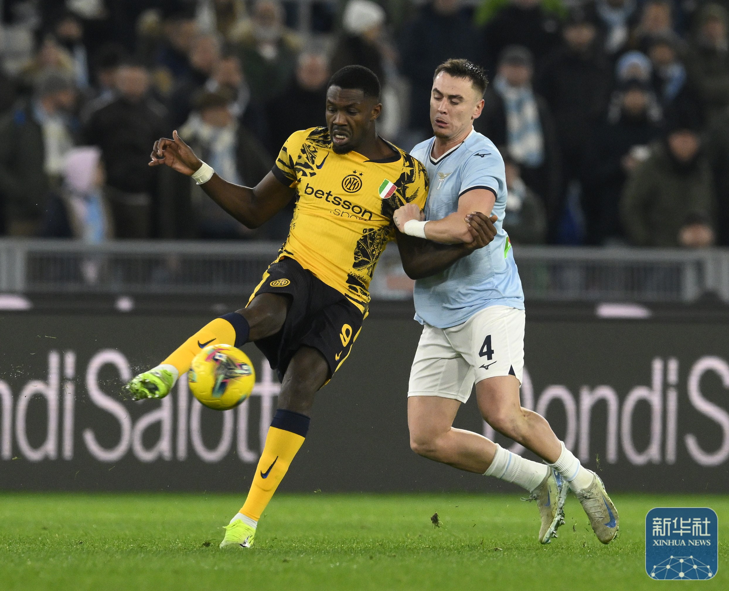 包含西汉姆迎西甲关键赛，清晨复出首秀，话题不断，球队文化再被提及的词条